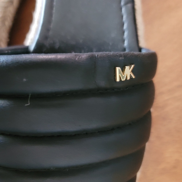 Michael Kors Black Quilted Sandals New - Picture 6 of 8